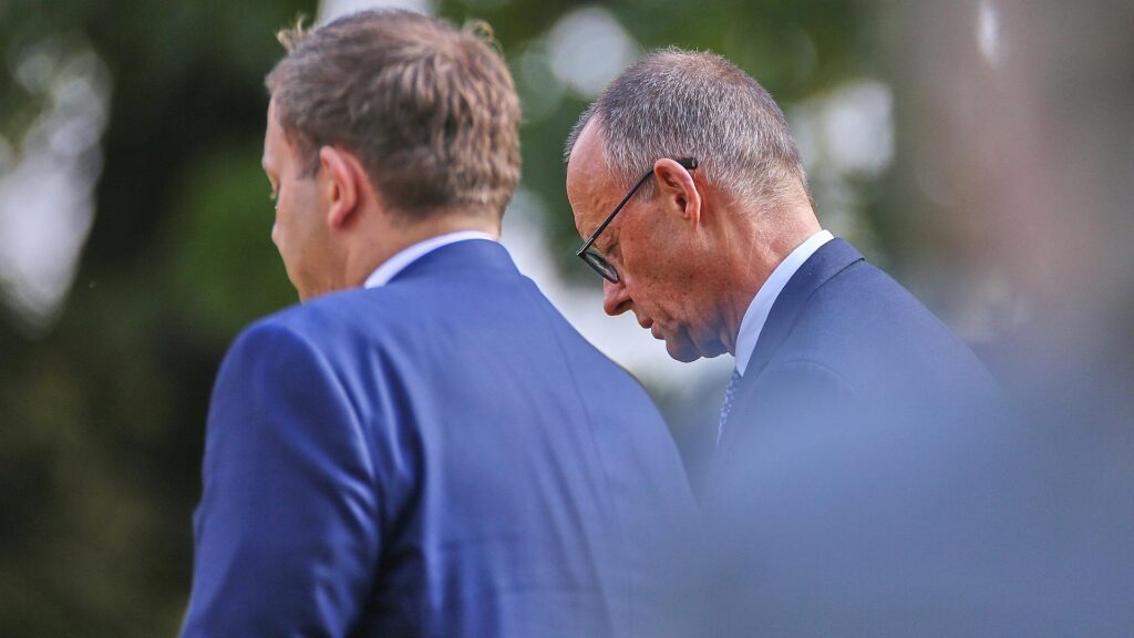 Lars Klingbeil und Friedrich Merz (Archiv)