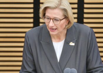 Rehlinger verteidigt geplante Bürgergeld-Reform 2 Anke Rehlinger (Archiv)