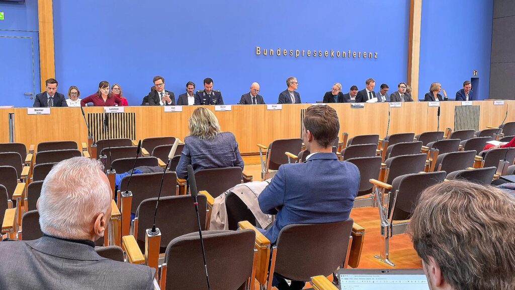 Regierungspressekonferenz am 13.10.2025
