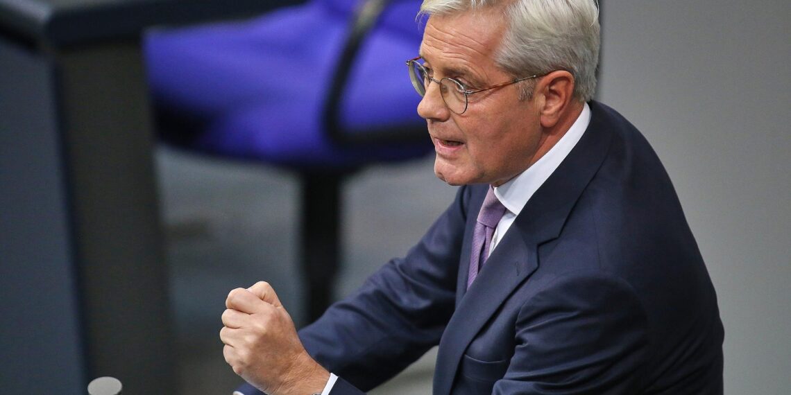 Röttgen drängt auf Reduzierung von Abhängigkeiten von China 1 Norbert Röttgen (Archiv)