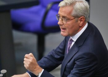 Röttgen drängt auf Reduzierung von Abhängigkeiten von China 2 Norbert Röttgen (Archiv)