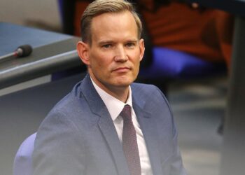 Streeck befürwortet Verbot von Einweg-Vapes 2 Hendrik Streeck (Archiv)