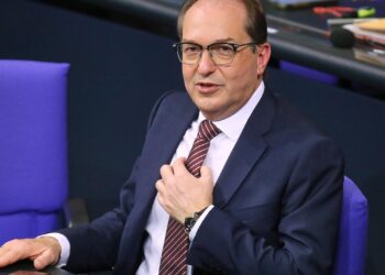 Bildungsministerkonferenz wirft Dobrindt Unwissenheit vor 2 Alexander Dobrindt (Archiv)