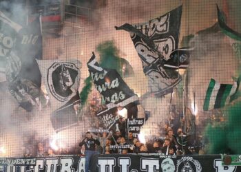 Ultra-Fans von Borussia Mönchengladbach (Archiv)