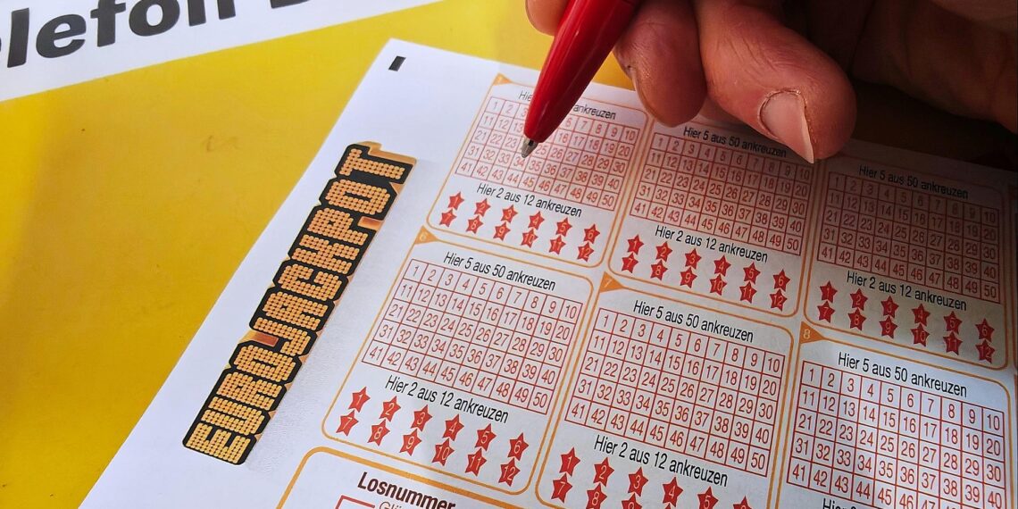 Gewinnzahlen Eurojackpot vom Dienstag (28.10.2025) 1 Spielschein für Eurojackpot