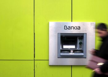 Inflation im Euroraum sinkt im Oktober auf 2,1 Prozent 2 Geldautomat der Bankia-Bank in Spanien (Archiv)