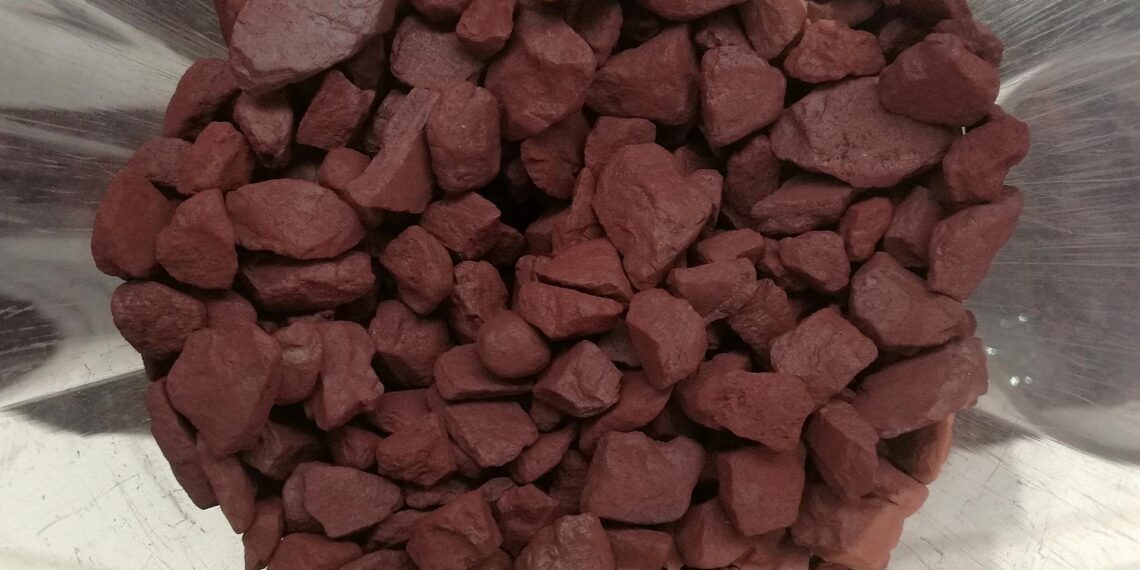 Milliarden-Fonds der Bundesregierung für Rohstoffe startet 1 Stückerz (Archiv)