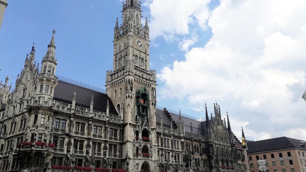 Neues Rathaus München (Archiv)