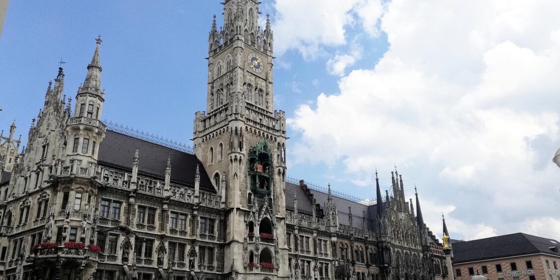 Neues Rathaus München (Archiv)