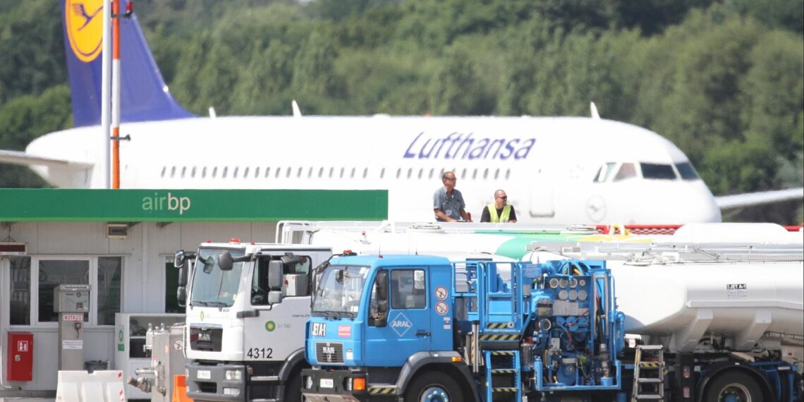 Kerosin-Tankstelle (Archiv)