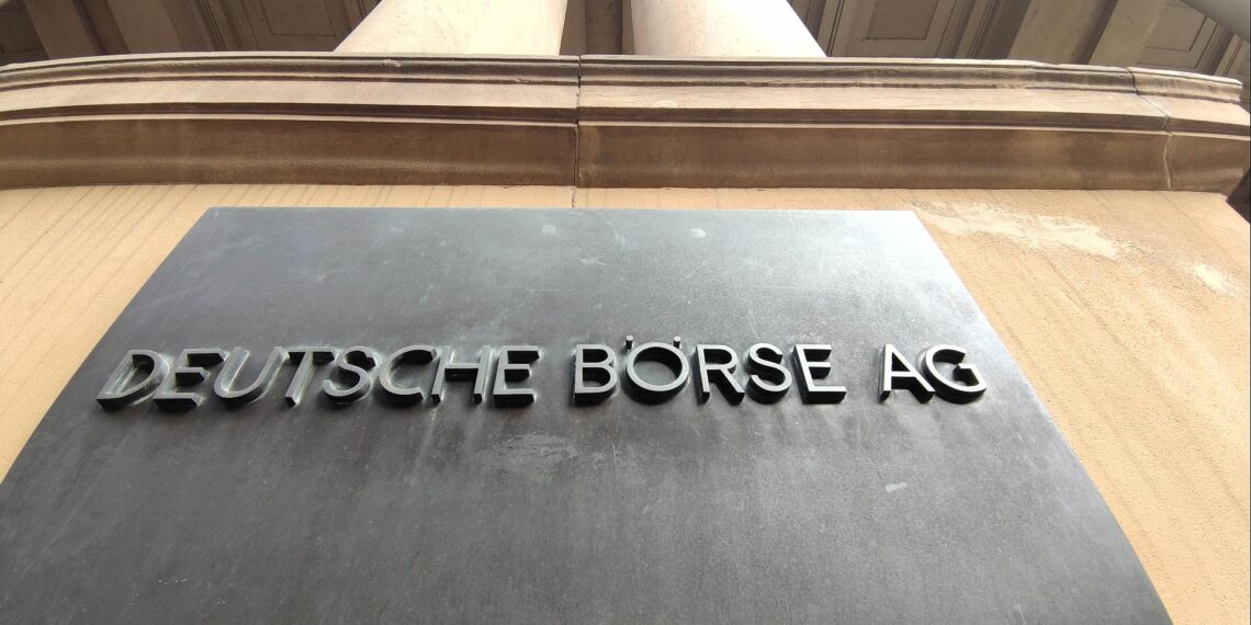 Dax beendet Handelswoche mit Minus 1 Deutsche Börse AG (Archiv)