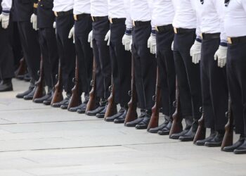 Wehrdienst: Ausschussvorsitzender will flächendeckende Musterungen 4 Marine-Soldaten (Archiv)