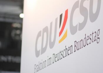 Ökonom hält Renten-Aufstand in Unionsfraktion für berechtigt 2 Logo der CDU/CSU-Fraktion im Bundestag (Archiv)