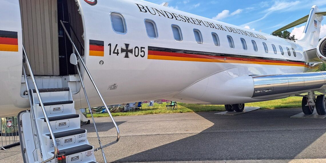 Agrarminister Rainer muss USA-Flug abbrechen - Technische Probleme 1 Flugzeug der Flugbereitschaft (Archiv)