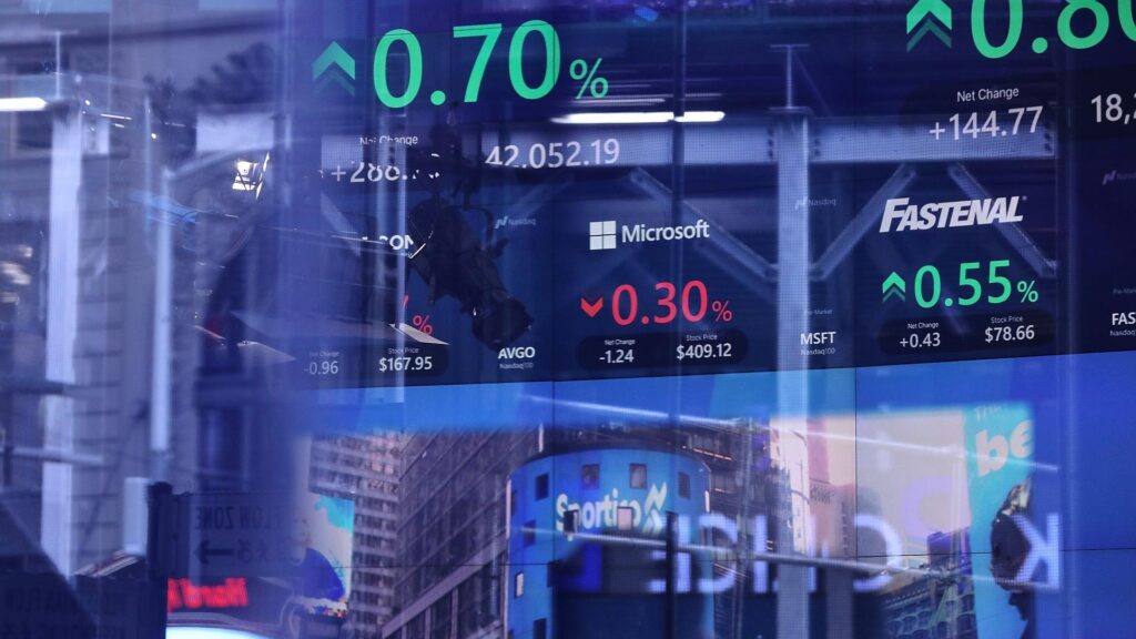 Börsenkurse von Microsoft und Fastenal (Archiv)