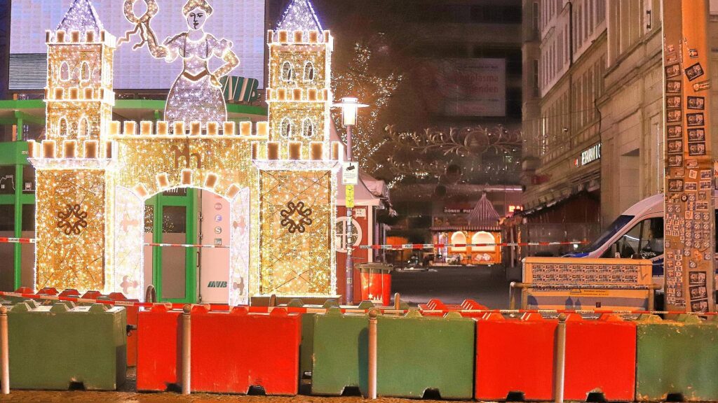 Magdeburger Weihnachtsmarkt nach Anschlag 2024 (Archiv)