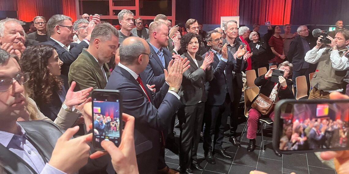 BSW-Chefin Mohamed Ali wirft Wahlprüfungsausschuss Untätigkeit vor 1 BSW-Spitzenpolitiker am Wahlabend