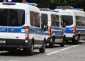 Internationale Razzia gegen Betrugsnetzwerke 8 Polizeiautos (Archiv)