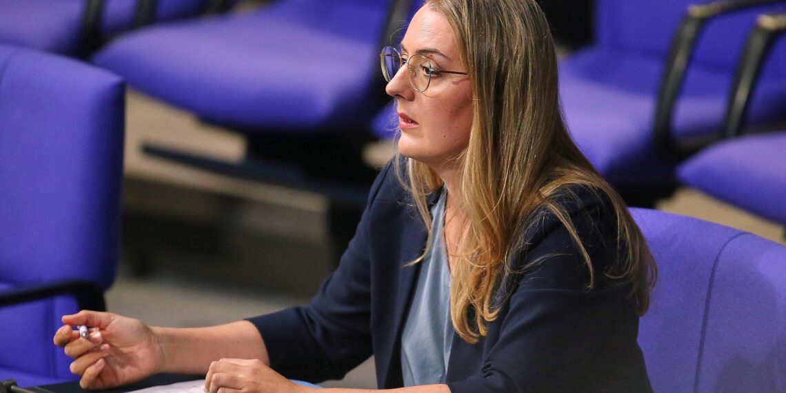 Grüne fordern Familienunternehmer zu Abgrenzung von AfD auf 1 Katharina Dröge (Archiv)