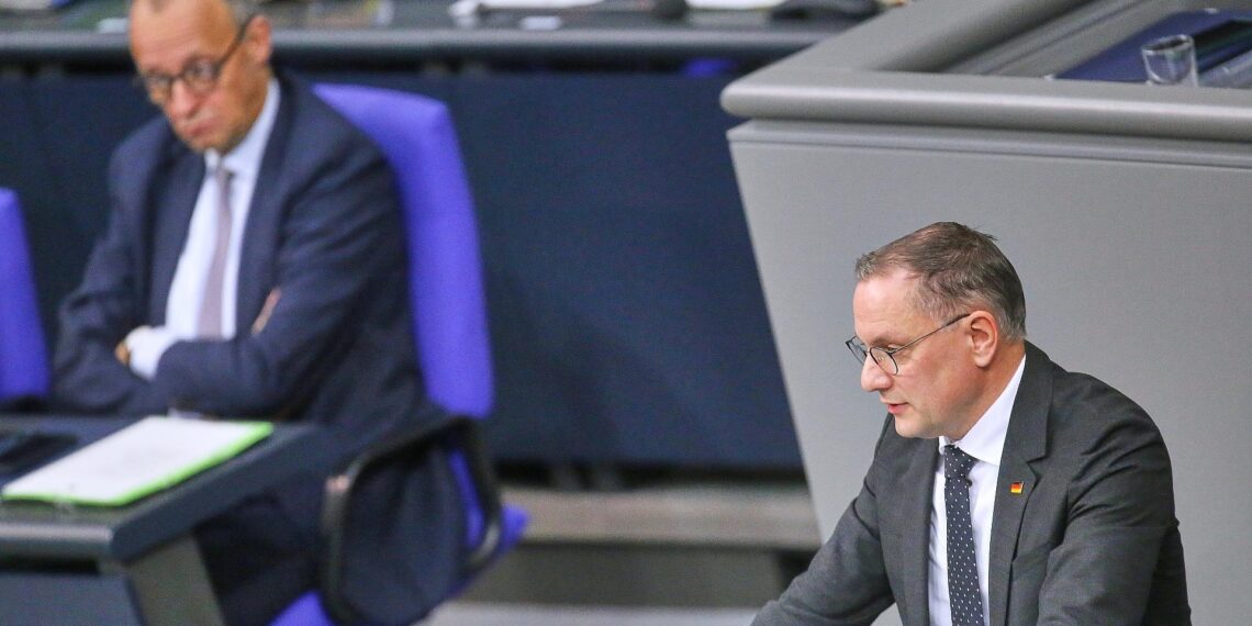 Friedrich Merz und Tino Chrupalla (Archiv)