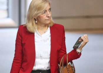 Gesundheitsministerin gegen "Basistarif" für Krankenkassen 2 Nina Warken (Archiv)