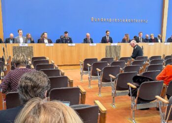 Bundesregierung startet PR-Kampagne "Das kann Deutschland" 2 Regierungspressekonferenz am 03.11.2025