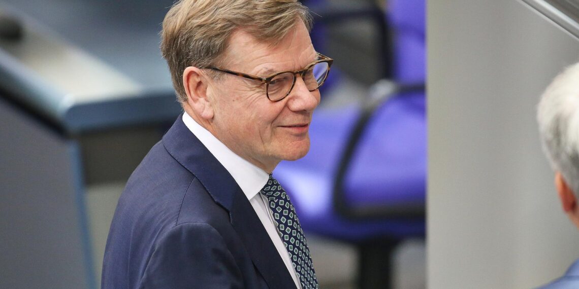 Herbeirufung von Wadephul gescheitert - aber er kommt trotzdem 1 Johann Wadephul am 06.11.2025