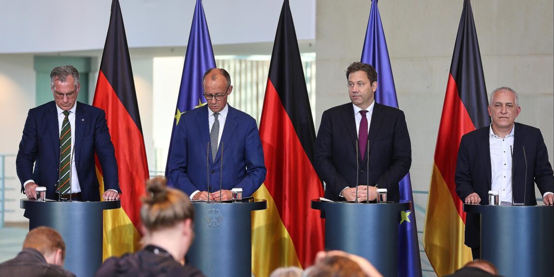 Merz verspricht Stahlbranche Einsatz für bessere Rahmenbedingungen 1 Stahlgipfel am 06.11.2025