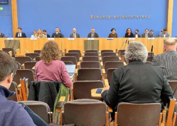 Bundesregierung bleibt nach ChatGPT-Urteil zurückhaltend 3 Regierungspressekonferenz am 12.11.2025