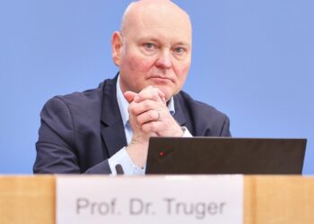 Wirtschaftsweiser Truger will Krisen-Soli 2 Achim Truger am 12.11.2025