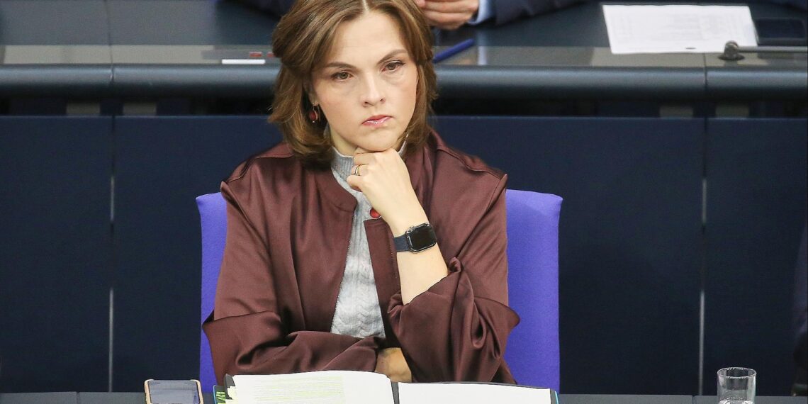 Ostbeauftragte will neue Vermögensverteilung zwischen Ost und West 1 Elisabeth Kaiser (Archiv)