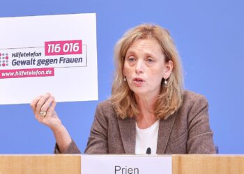 Karin Prien am 21.11.2025