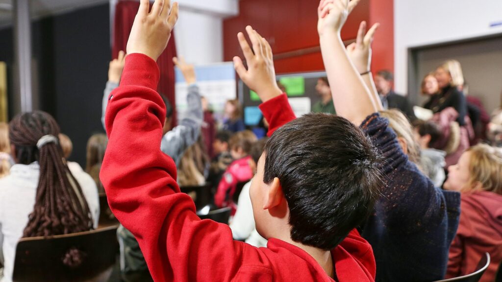 Kinder in einer Schule (Archiv)