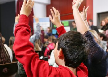 Kinder in einer Schule am 21.11.2025