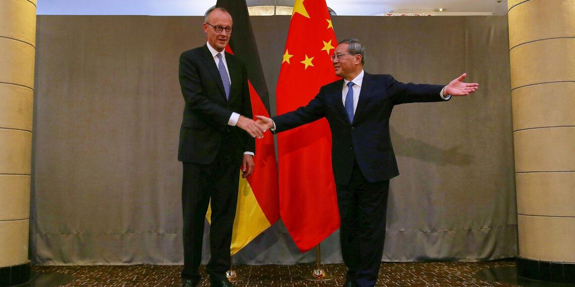 Friedrich Merz und Li Qiang am 23.11.2025