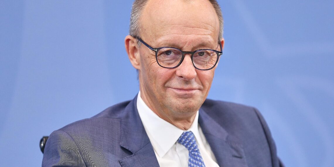 Lang kritisiert Merz: "Großkotziges Gebaren" 1 Friedrich Merz am 28.11.2025