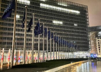 Weber verteidigt Ukraine-Beschlüsse des EU-Gipfels 3 EU-Gebäude am 19.12.2025