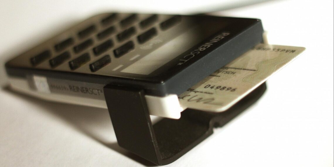 Bericht: eID-Karte bietet erhebliche Chancen für Kriminelle 1 Personalausweis mit Online-Funktion (Archiv)