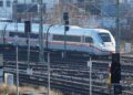 Bahn schafft über Weihnachten 75 Prozent Pünktlichkeit 9 ICE (Archiv)