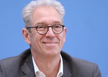 Kassenärzte wollen Praxisgebühr und Erhöhung der Tabaksteuer 2 Andreas Gassen (Archiv)