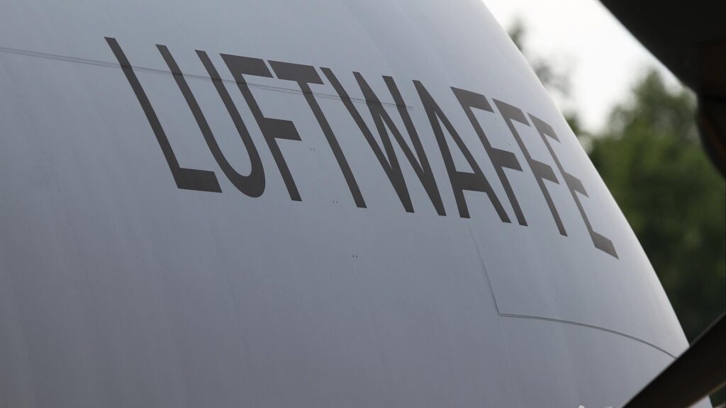 Schriftzug Luftwaffe (Archiv)