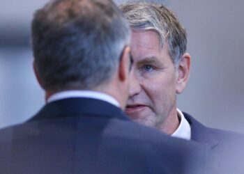 Mario Voigt und Björn Höcke (Archiv)