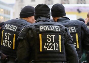 Polizeigewerkschaft warnt vor weiteren Anschlagsversuchen 2 Polizei (Archiv)