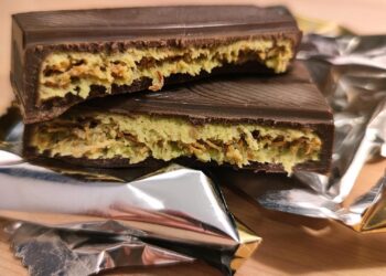 Als `Dubai-Schokolade` verkaufte Schokolade mit Pistaziencreme (Archiv)