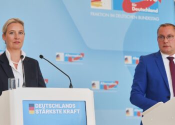 Linnemann kritisiert Radikalisierung der AfD unter Führungsduo 2 Alice Weidel und Tino Chrupalla (Archiv)