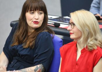 Linke legt im "Politbarometer" kräftig zu - AfD fällt hinter Union 2 Heidi Reichinnek und Ines Schwerdtner (Archiv)