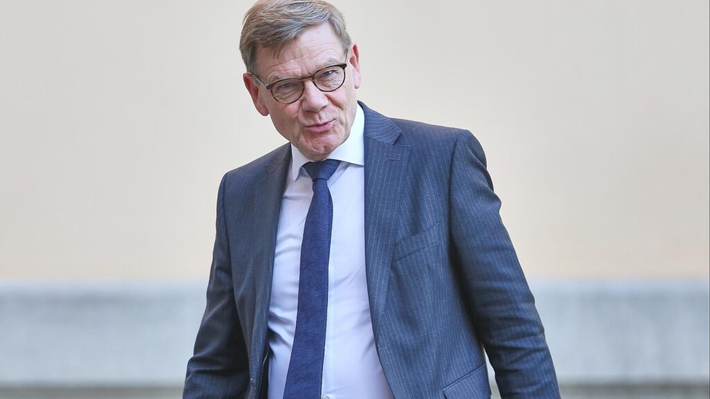 Wadephul will in China für mehr Druck auf Russland werben 15 Johann Wadephul (Archiv)