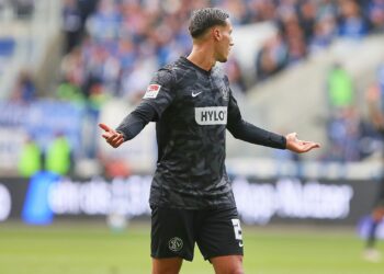 2. Bundesliga: Elversberg verdrängt Paderborn von Rang zwei 2 Younes Ebnoutalib (Archiv)