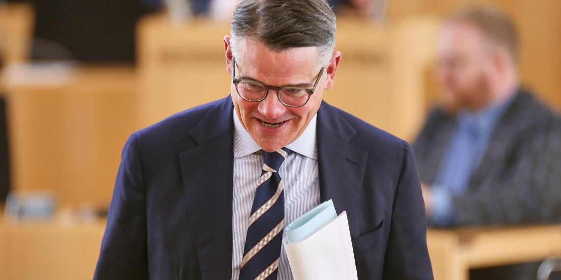 Rhein verlangt Stopp von Verbeamtungen im Öffentlichen Dienst 1 Boris Rhein (Archiv)