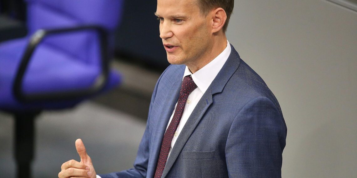 Streeck will Ende der Zwei-Klassen-Medizin bei Facharztterminen 1 Hendrik Streeck (Archiv)